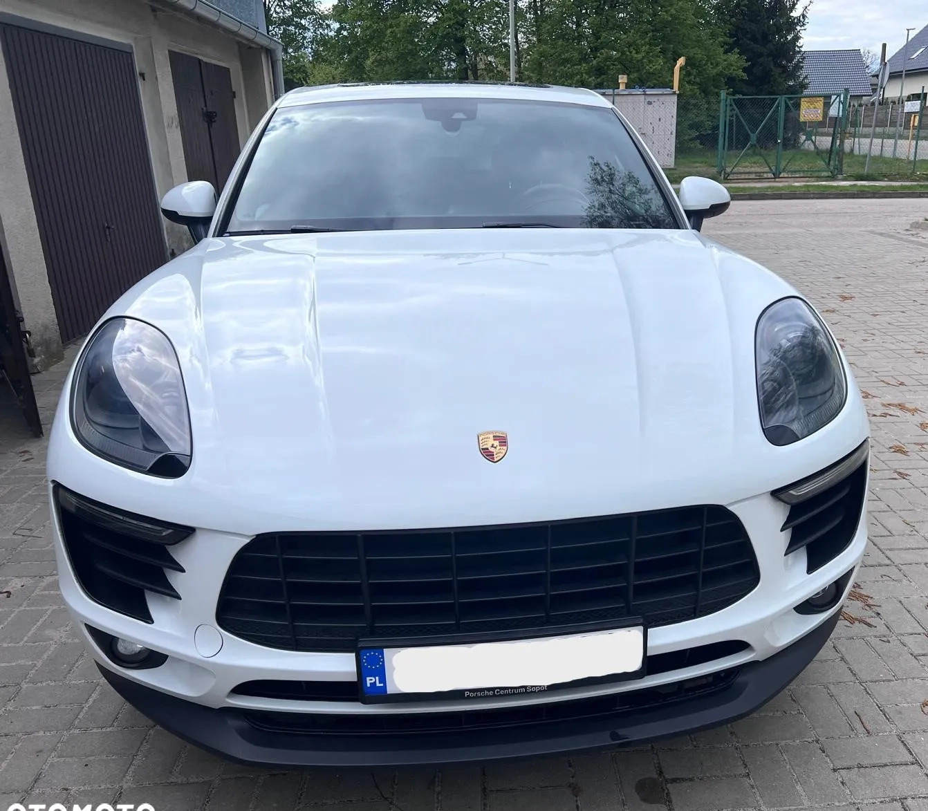 Porsche Macan cena 128000 przebieg: 82000, rok produkcji 2016 z Szczecin małe 137